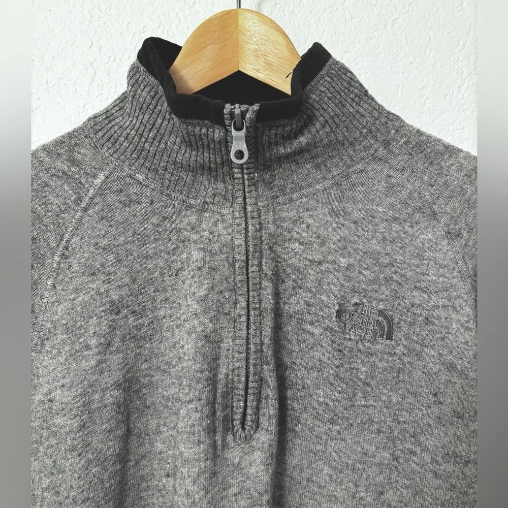 The North Face Wool Sweater Men’s Medium Heather Gray Quarter Zip